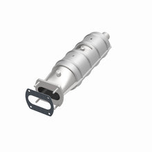 Load image into Gallery viewer, MagnaFlow Exhaust Products 339203 California CARB Direct-Fit Catalytic Converter for Select Ford E-250 Econoline, Ford E-250 Econoline Club Wagon, Ford E-350 Econoline, Ford E-350 Econoline Club Wagon, Ford F-250, Ford F-350