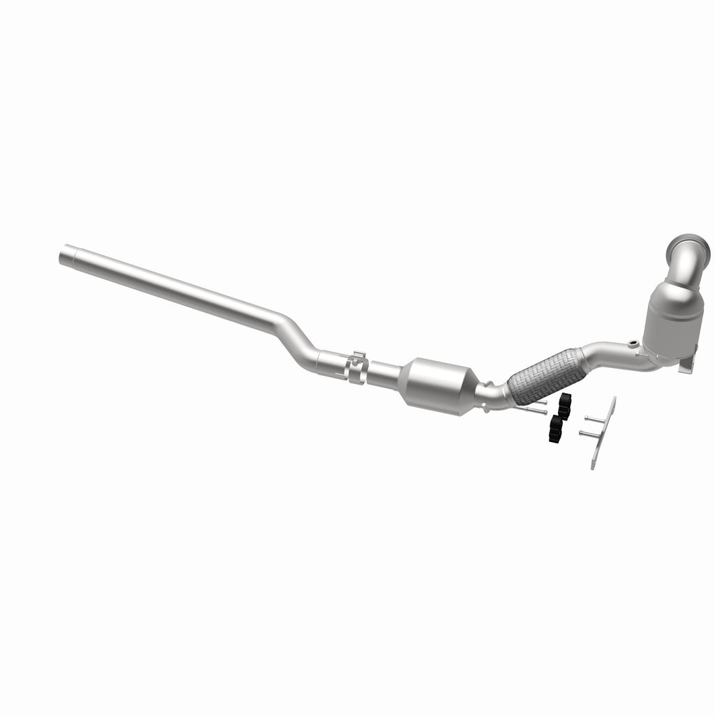 MagnaFlow Exhaust Products 280341 OEM Grade Direct-Fit Catalytic Converter for Select Audi Q3, Volkswagen Tiguan