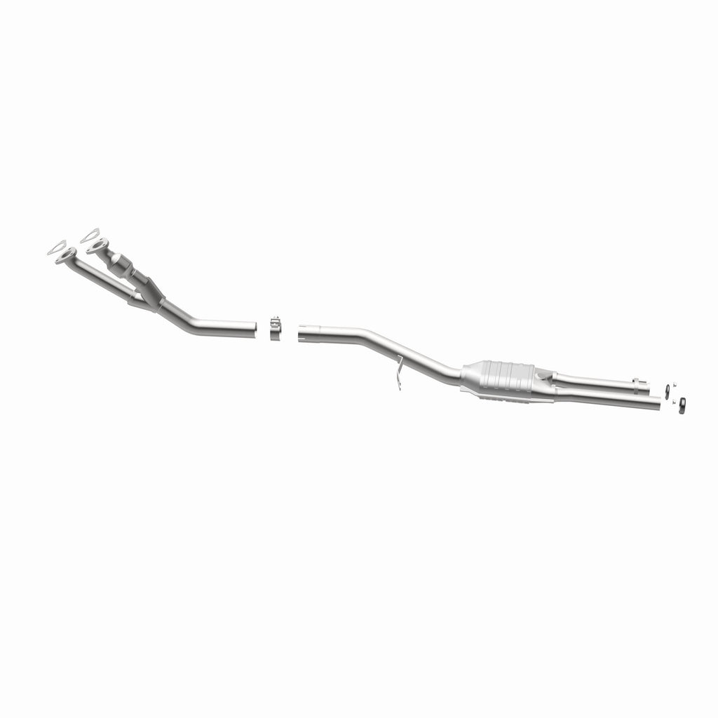 MagnaFlow Exhaust Products 3322554 California CARB Direct-Fit Catalytic Converter for Select BMW 325i, BMW 325iX, BMW 325is
