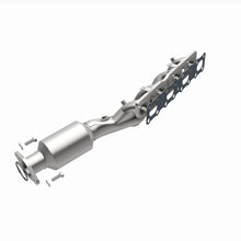 Load image into Gallery viewer, MagnaFlow Exhaust Products 50380 HM Grade Manifold Catalytic Converter for Select INFINITI QX56, Nissan Armada, Nissan NV2500, Nissan NV3500, Nissan Pathfinder, Nissan Pathfinder Armada, Nissan TITAN