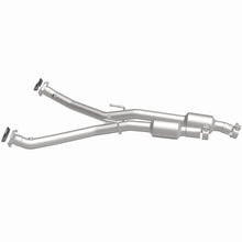 Load image into Gallery viewer, MagnaFlow Exhaust Products 557969 California CARB Direct-Fit Catalytic Converter for Select Cadillac CTS