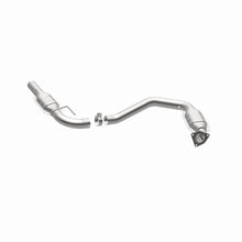 Load image into Gallery viewer, MagnaFlow Exhaust Products 447267 California CARB Direct-Fit Catalytic Converter for Select Chevrolet Express 2500, Chevrolet Express 3500, GMC Savana 2500, GMC Savana