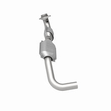 Load image into Gallery viewer, MagnaFlow Exhaust Products 23526 HM Grade Direct-Fit Catalytic Converter for Select Lincoln Navigator