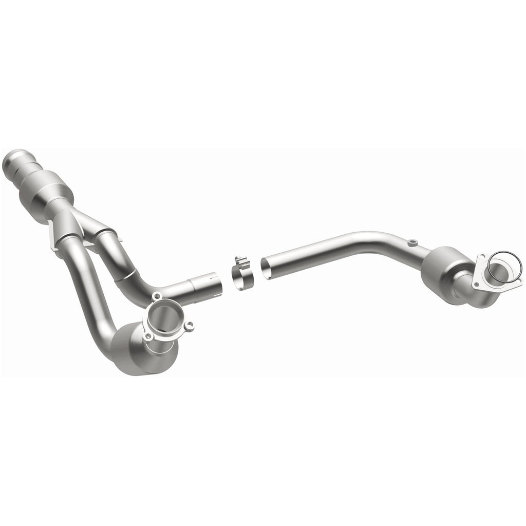 MagnaFlow Exhaust Products 5582616 California CARB Direct-Fit Catalytic Converter for Select Cadillac Escalade, Cadillac Escalade ESV, Cadillac Escalade EXT, Chevrolet Silverado 1500, GMC Sierra 1500, GMC Yukon, GMC Yukon XL