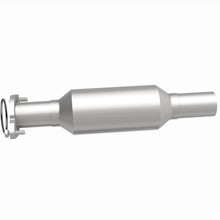 Load image into Gallery viewer, MagnaFlow Exhaust Products 5571999 California CARB Direct-Fit Catalytic Converter for Select Ford Fusion, Mercury Milan