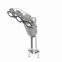 Load image into Gallery viewer, MagnaFlow Exhaust Products 51061 OEM Grade Manifold Catalytic Converter for Select Chrysler Pacifica, Chrysler Sebring, Chrysler Town &amp; Country, Dodge Avenger, Dodge Grand Caravan, Dodge Journey, Volkswagen Routan