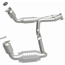 Load image into Gallery viewer, MagnaFlow Exhaust Products 458062 California CARB Direct-Fit Catalytic Converter for Select Cadillac Escalade, Chevrolet Avalanche 1500, Chevrolet Silverado 1500, Chevrolet Suburban 1500, Chevrolet Tahoe, GMC Sierra 1500, GMC Yukon, GMC Yukon XL