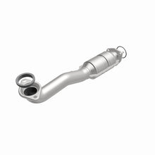 Load image into Gallery viewer, MagnaFlow Exhaust Products 51783 OEM Grade Direct-Fit Catalytic Converter for Select Honda CR-V