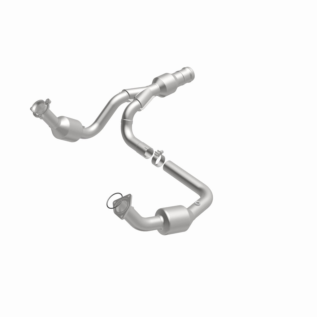 MagnaFlow Exhaust Products 5582616 California CARB Direct-Fit Catalytic Converter for Select Cadillac Escalade, Cadillac Escalade ESV, Cadillac Escalade EXT, Chevrolet Silverado 1500, GMC Sierra 1500, GMC Yukon, GMC Yukon XL