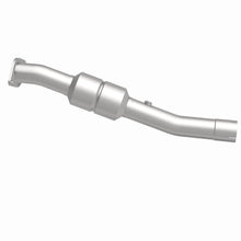 Load image into Gallery viewer, MagnaFlow Exhaust Products 93479 HM Grade Direct-Fit Catalytic Converter for Select Chevrolet Silverado HD, Chevrolet Suburban 2500, GMC Sierra HD, GMC Yukon XL