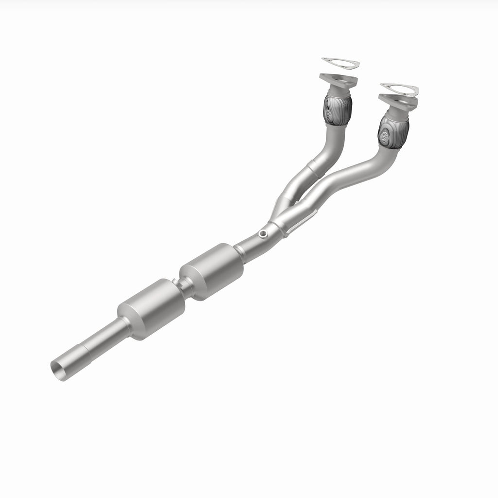 MagnaFlow Exhaust Products 52289 OEM Grade Direct-Fit Catalytic Converter for Select Volkswagen Golf, Volkswagen Jetta