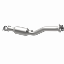 Load image into Gallery viewer, MagnaFlow Exhaust Products 5571709 California CARB Direct-Fit Catalytic Converter for Select Nissan Sentra