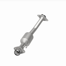 Load image into Gallery viewer, MagnaFlow Exhaust Products 6511689 California CARB Direct-Fit Catalytic Converter for Select Nissan NV200