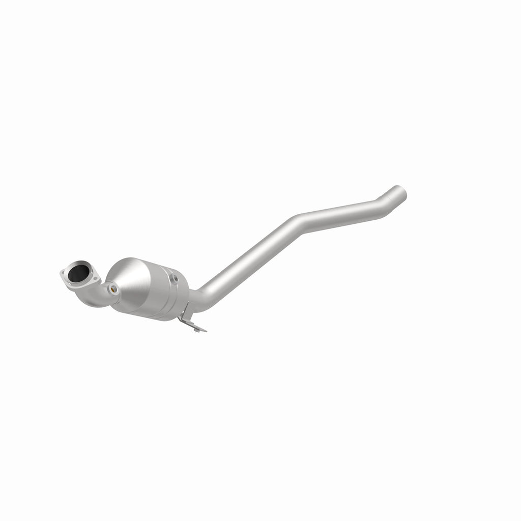 MagnaFlow Exhaust Products 52177 OEM Grade Direct-Fit Catalytic Converter for Select Mercedes-Benz R350