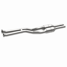 Load image into Gallery viewer, MagnaFlow Exhaust Products 5671760 California CARB Direct-Fit Catalytic Converter for Select BMW 325Ci, BMW 325i