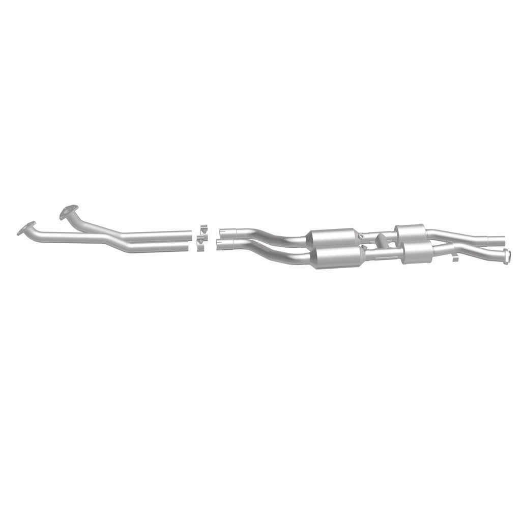 MagnaFlow Exhaust Products 24021 HM Grade Direct-Fit Catalytic Converter for Select BMW 328i, BMW 328is, BMW M3