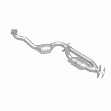 Load image into Gallery viewer, MagnaFlow Exhaust Products 441113 California CARB Direct-Fit Catalytic Converter for Select Lincoln Continental