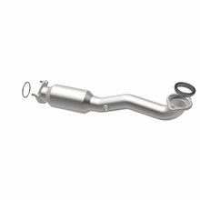 Load image into Gallery viewer, MagnaFlow Exhaust Products 5571783 California CARB Direct-Fit Catalytic Converter for Select Honda CR-V