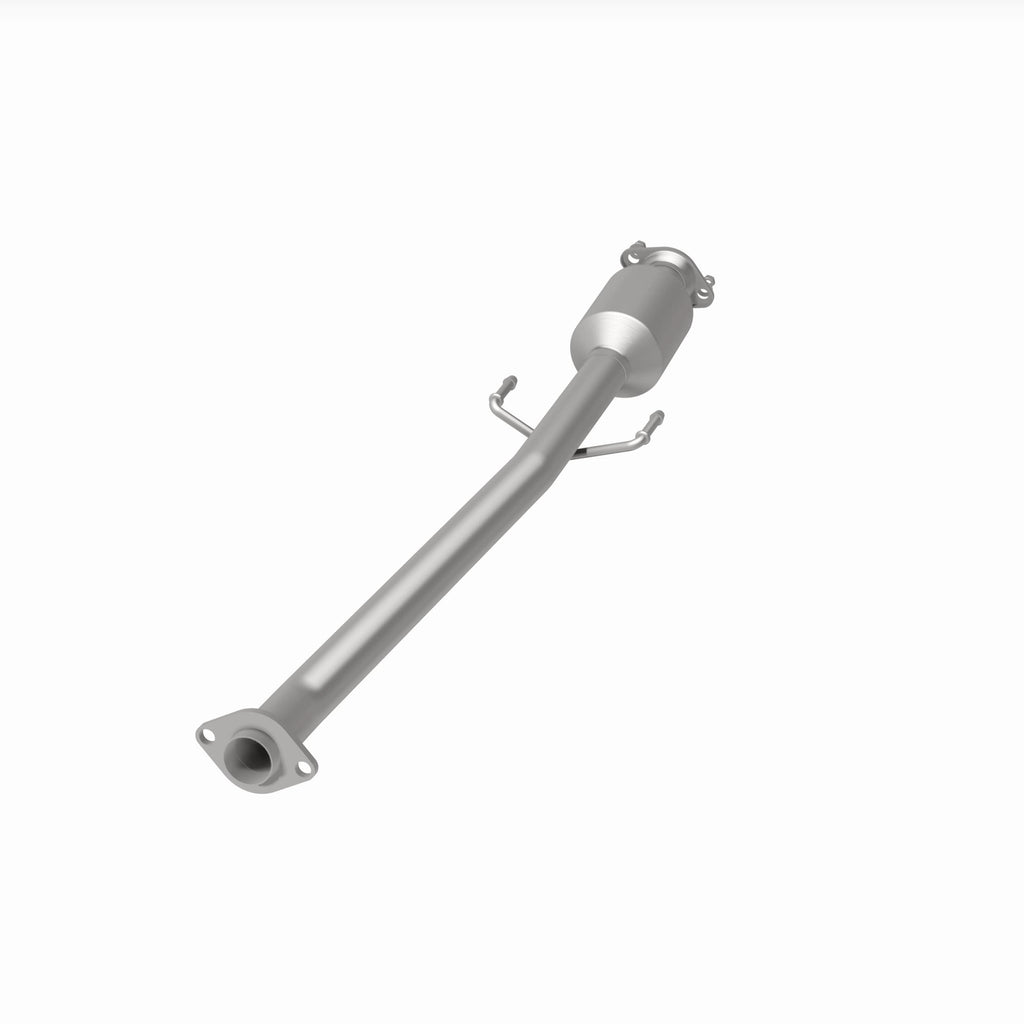 MagnaFlow Exhaust Products 280116 OEM Grade Direct-Fit Catalytic Converter for Select Toyota Highlander