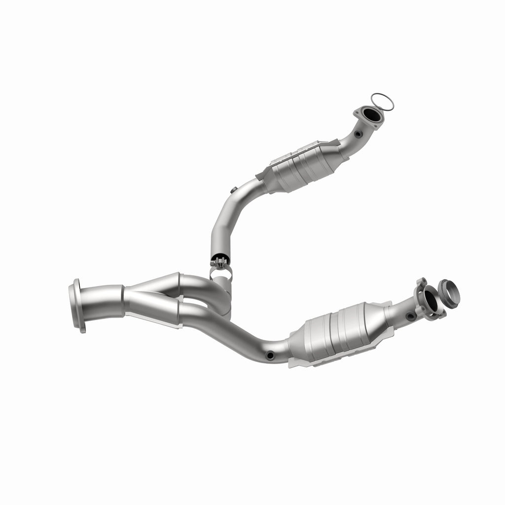 MagnaFlow Exhaust Products 49631 OEM Grade Direct-Fit Catalytic Converter for Select Cadillac Escalade, Cadillac Escalade ESV, Cadillac Escalade EXT, Chevrolet Silverado 1500, Chevrolet Tahoe, GMC Sierra 1500, GMC Yukon, GMC Yukon XL