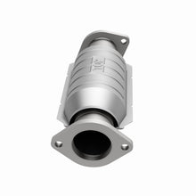 Load image into Gallery viewer, MagnaFlow Exhaust Products 4481614 California CARB Direct-Fit Catalytic Converter for Select Volkswagen Golf, Volkswagen Jetta