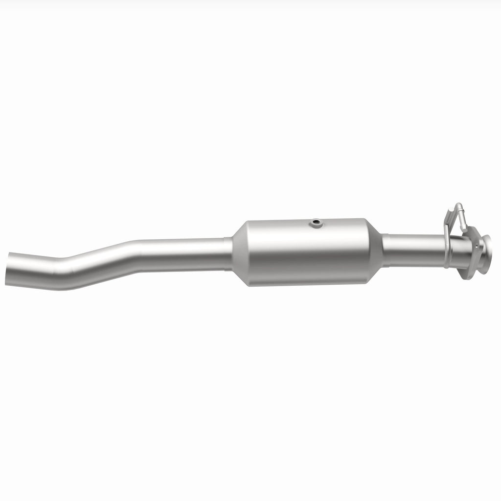 MagnaFlow Exhaust Products 280445 OEM Grade Direct-Fit Catalytic Converter for Select Ford F-53 Motorhome Chassis, Ford F-59 Commercial Stripped Chassis, Ford F-650, Ford F-750