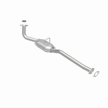 Load image into Gallery viewer, MagnaFlow Exhaust Products 49563 OEM Grade Direct-Fit Catalytic Converter for Select Chevrolet Metro, Geo Metro, Suzuki Swift