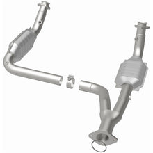 Load image into Gallery viewer, MagnaFlow Exhaust Products 49644 OEM Grade Direct-Fit Catalytic Converter for Select Chevrolet Silverado HD, Chevrolet Silverado HD Classic, Chevrolet Silverado Classic, Chevrolet Silverado HD, GMC Sierra HD, GMC Sierra HD Classic, GMC Sierra Classic,