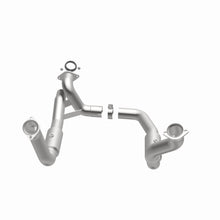 Load image into Gallery viewer, MagnaFlow Exhaust Products 5551297 California CARB Direct-Fit Catalytic Converter for Select Ford F-250 Super Duty, Ford F-350 Super Duty
