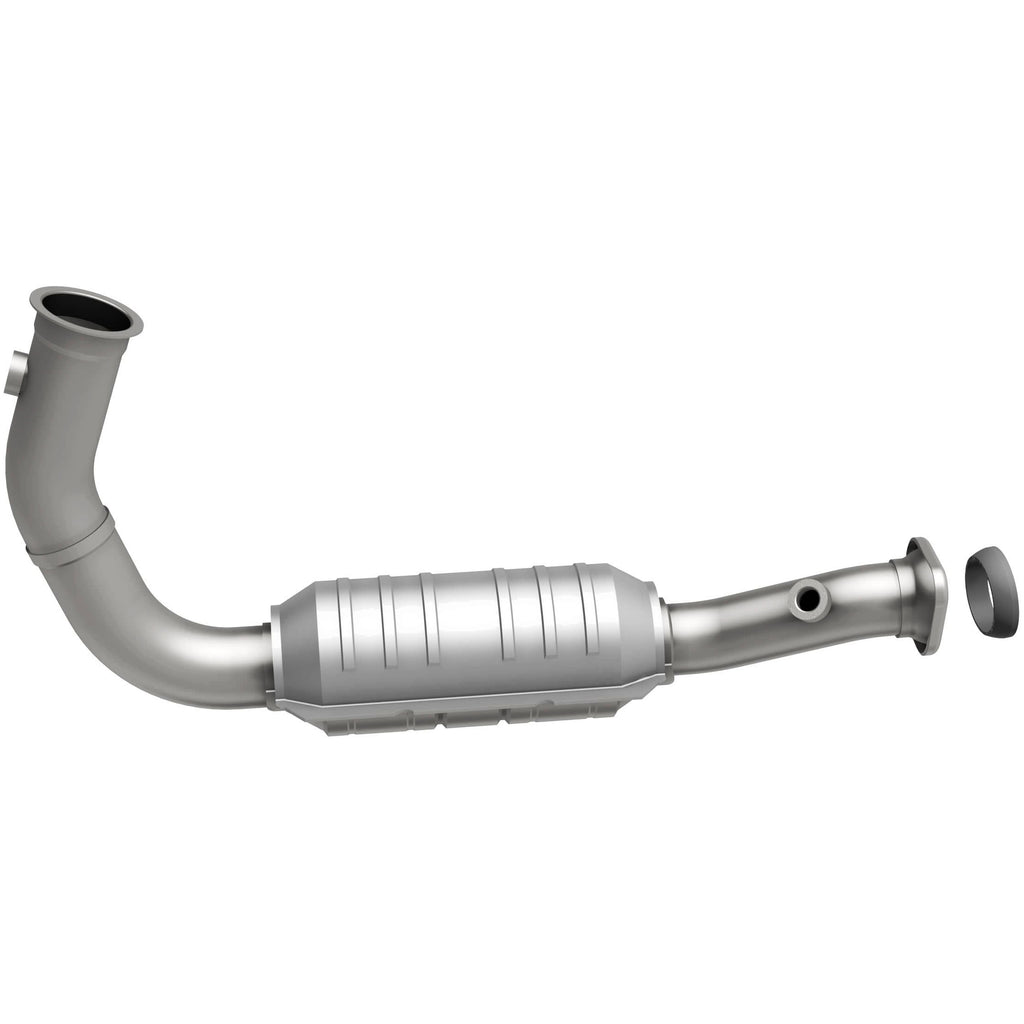 MagnaFlow Exhaust Products 49583 OEM Grade Direct-Fit Catalytic Converter for Select Jeep Liberty
