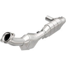 Load image into Gallery viewer, MagnaFlow Exhaust Products 24440 HM Grade Direct-Fit Catalytic Converter for Select Ford Expedition