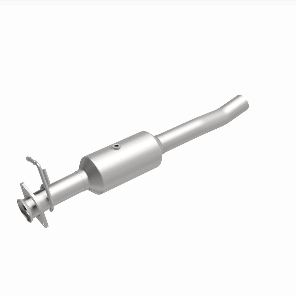 MagnaFlow Exhaust Products 280445 OEM Grade Direct-Fit Catalytic Converter for Select Ford F-53 Motorhome Chassis, Ford F-59 Commercial Stripped Chassis, Ford F-650, Ford F-750