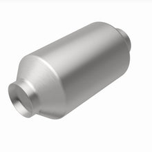 Load image into Gallery viewer, MagnaFlow Exhaust Products 51809 OEM Grade Universal Catalytic Converter for Select Chevrolet Express 4500, Chevrolet Suburban HD, GMC Savana
