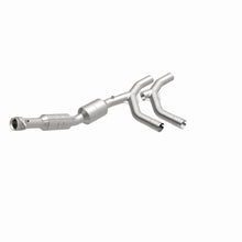 Load image into Gallery viewer, MagnaFlow Exhaust Products 51310 OEM Grade Direct-Fit Catalytic Converter for Select Ford E-150, Ford E-150 Club Wagon, Ford E-250
