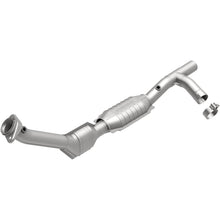 Load image into Gallery viewer, MagnaFlow Exhaust Products 447118 California CARB Direct-Fit Catalytic Converter for Select Ford Expedition, Ford F-150, Lincoln Navigator