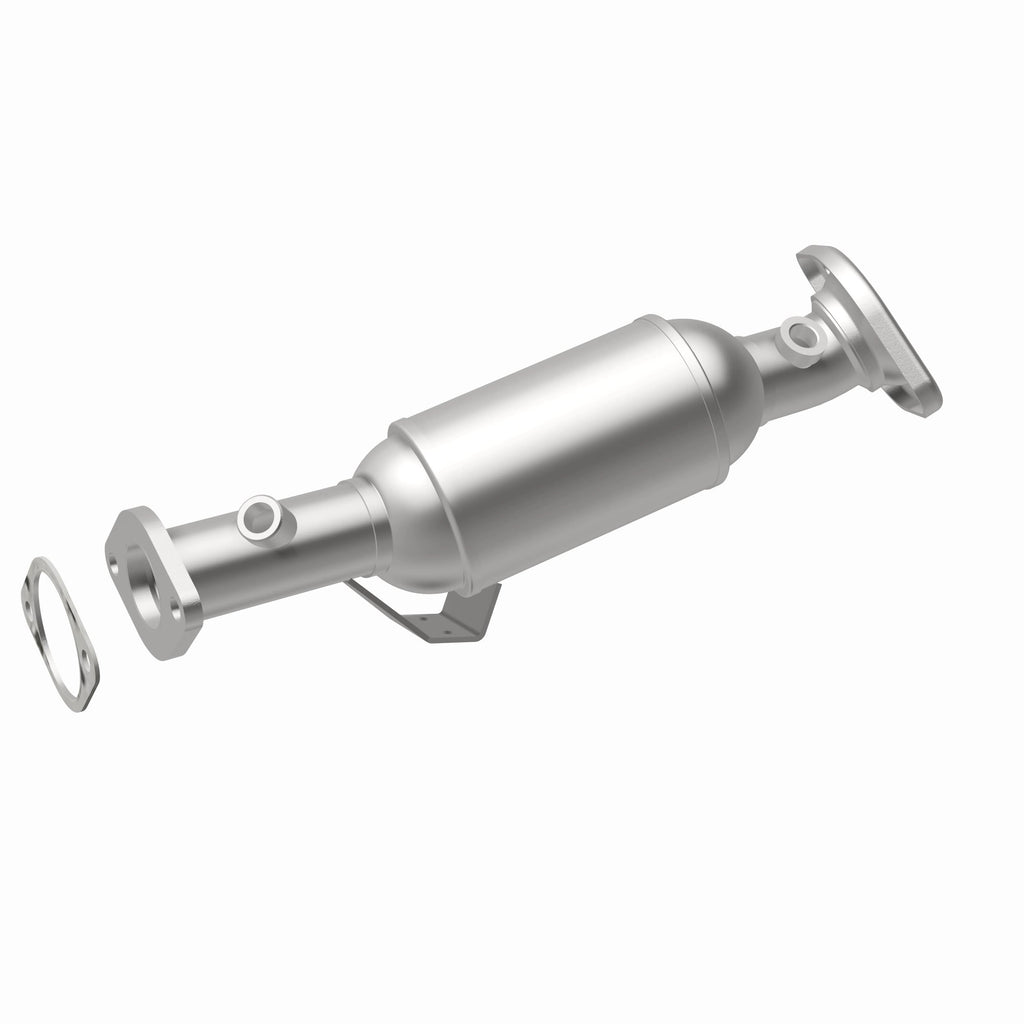 MagnaFlow Exhaust Products 52860 OEM Grade Direct-Fit Catalytic Converter for Select Kia Soul