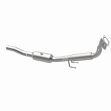 Load image into Gallery viewer, MagnaFlow Exhaust Products 5461464 California CARB Direct-Fit Catalytic Converter for Select Volkswagen Jetta