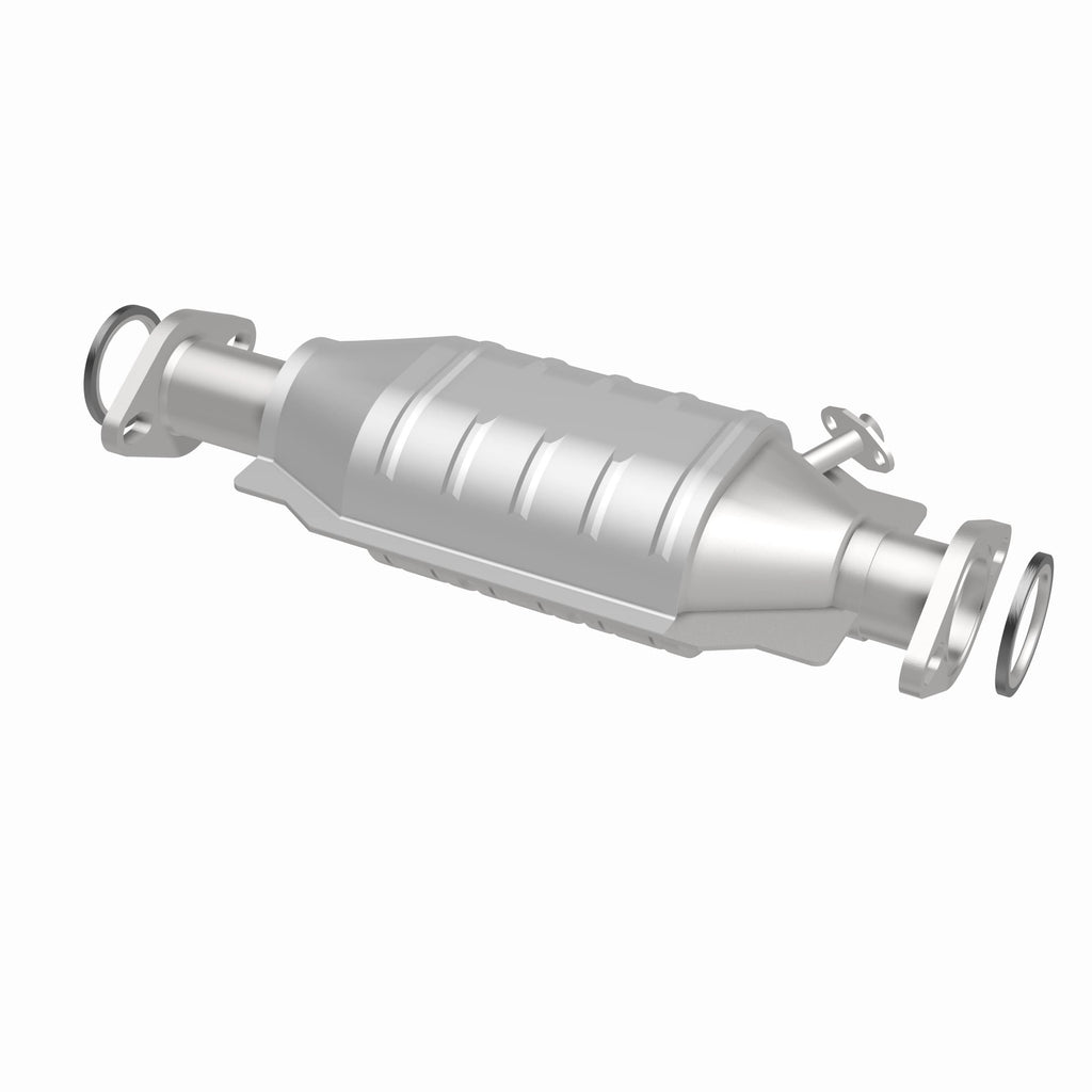 MagnaFlow Exhaust Products 23895 Standard Grade Direct-Fit Catalytic Converter for Select Toyota Pickup