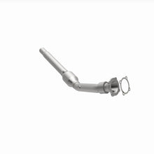 Load image into Gallery viewer, MagnaFlow Exhaust Products 16426 Metallic Grade Direct-Fit Catalytic Converter for Select Volkswagen Beetle, Volkswagen Golf, Volkswagen Jetta