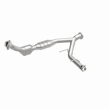 Load image into Gallery viewer, MagnaFlow Exhaust Products 24414 HM Grade Direct-Fit Catalytic Converter for Select Ford Expedition
