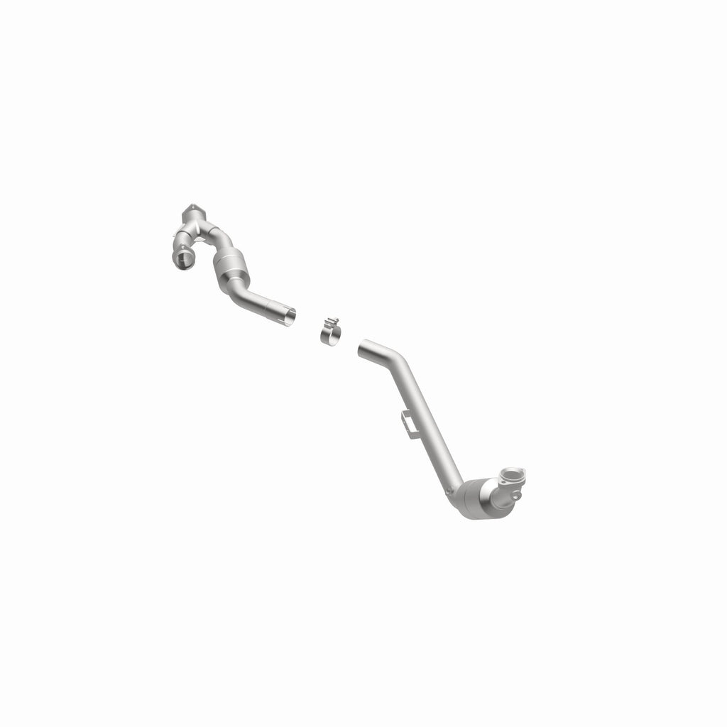 MagnaFlow Exhaust Products 51582 OEM Grade Direct-Fit Catalytic Converter for Select Mercedes-Benz CLK320