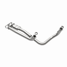 Load image into Gallery viewer, MagnaFlow Exhaust Products 93607 HM Grade Direct-Fit Catalytic Converter for Select Chevrolet C2500, Chevrolet C2500 Suburban, Chevrolet C3500, Chevrolet C6500 Kodiak, Chevrolet C7500 Kodiak, Chevrolet K2500, Chevrolet K2500 Suburban, Chevrolet K3500,