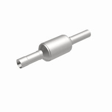 Load image into Gallery viewer, MagnaFlow Exhaust Products 3391221 California CARB Direct-Fit Catalytic Converter for Select Jeep Cherokee, Jeep Grand Cherokee, Jeep Wrangler