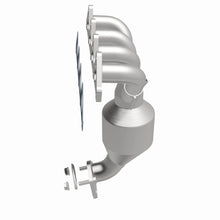 Load image into Gallery viewer, MagnaFlow Exhaust Products 5531321 California CARB Manifold Catalytic Converter for Select Hyundai Accent, Kia Rio, Kia Rio5