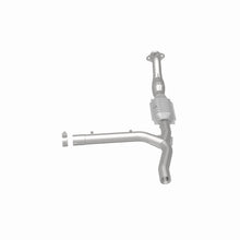 Load image into Gallery viewer, MagnaFlow Exhaust Products 93323 HM Grade Direct-Fit Catalytic Converter for Select Ford Expedition, Ford F-150, Ford F-250