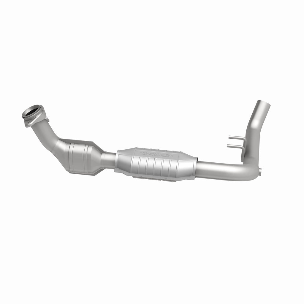 MagnaFlow Exhaust Products 51695 OEM Grade Direct-Fit Catalytic Converter for Select Ford Expedition, Ford F-150, Lincoln Navigator