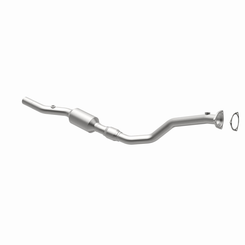 MagnaFlow Exhaust Products 24110 HM Grade Direct-Fit Catalytic Converter for Select Audi A6, Audi A6 Quattro, Volkswagen Passat