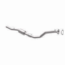 Load image into Gallery viewer, MagnaFlow Exhaust Products 24110 HM Grade Direct-Fit Catalytic Converter for Select Audi A6, Audi A6 Quattro, Volkswagen Passat