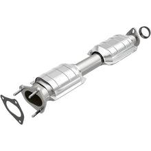 Load image into Gallery viewer, MagnaFlow Exhaust Products 23388 Standard Grade Direct-Fit Catalytic Converter for Select Ford Bronco II, Ford Explorer, Ford Ranger, Mazda Navajo