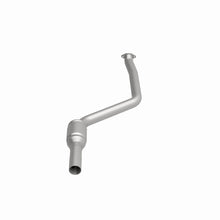 Load image into Gallery viewer, MagnaFlow Exhaust Products 5571764 California CARB Direct-Fit Catalytic Converter for Select BMW 325i, BMW 325xi, BMW 328i, BMW 328i xDrive, BMW 328xi, BMW 330i, BMW 330xi
